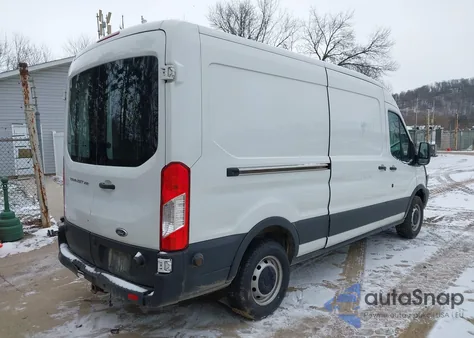 2017 Ford Transit-250 z USA, uszkodzony, nr VIN 1FTYR2CM7HKA70713